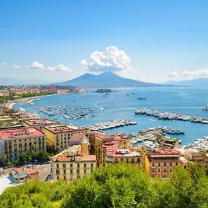 domus-cesare.hotels-amalfi.com/